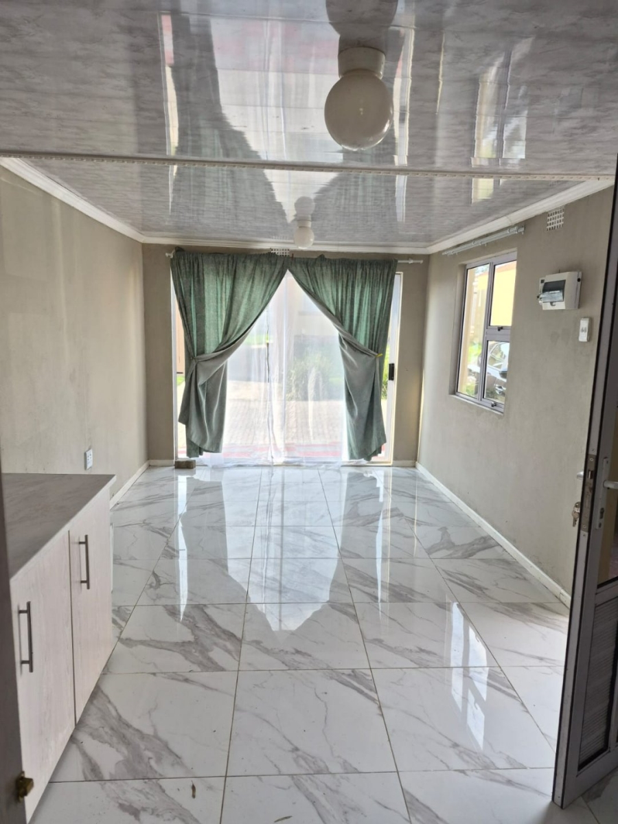 4 Bedroom Property for Sale in Morningside Eastern Cape